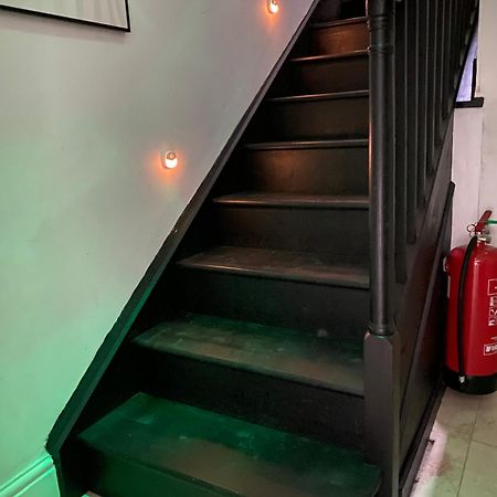 The Attic Apartment, Quay Street Studios Cardigan Esterno foto