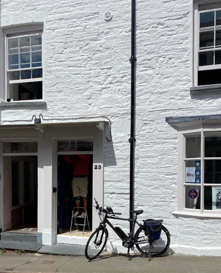 The Attic Apartment, Quay Street Studios Cardigan Esterno foto